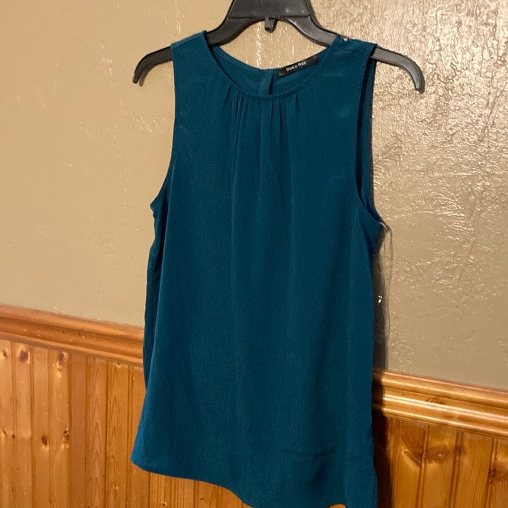 Doe & Rae Blue Sleeveless Blouse Flowing Design